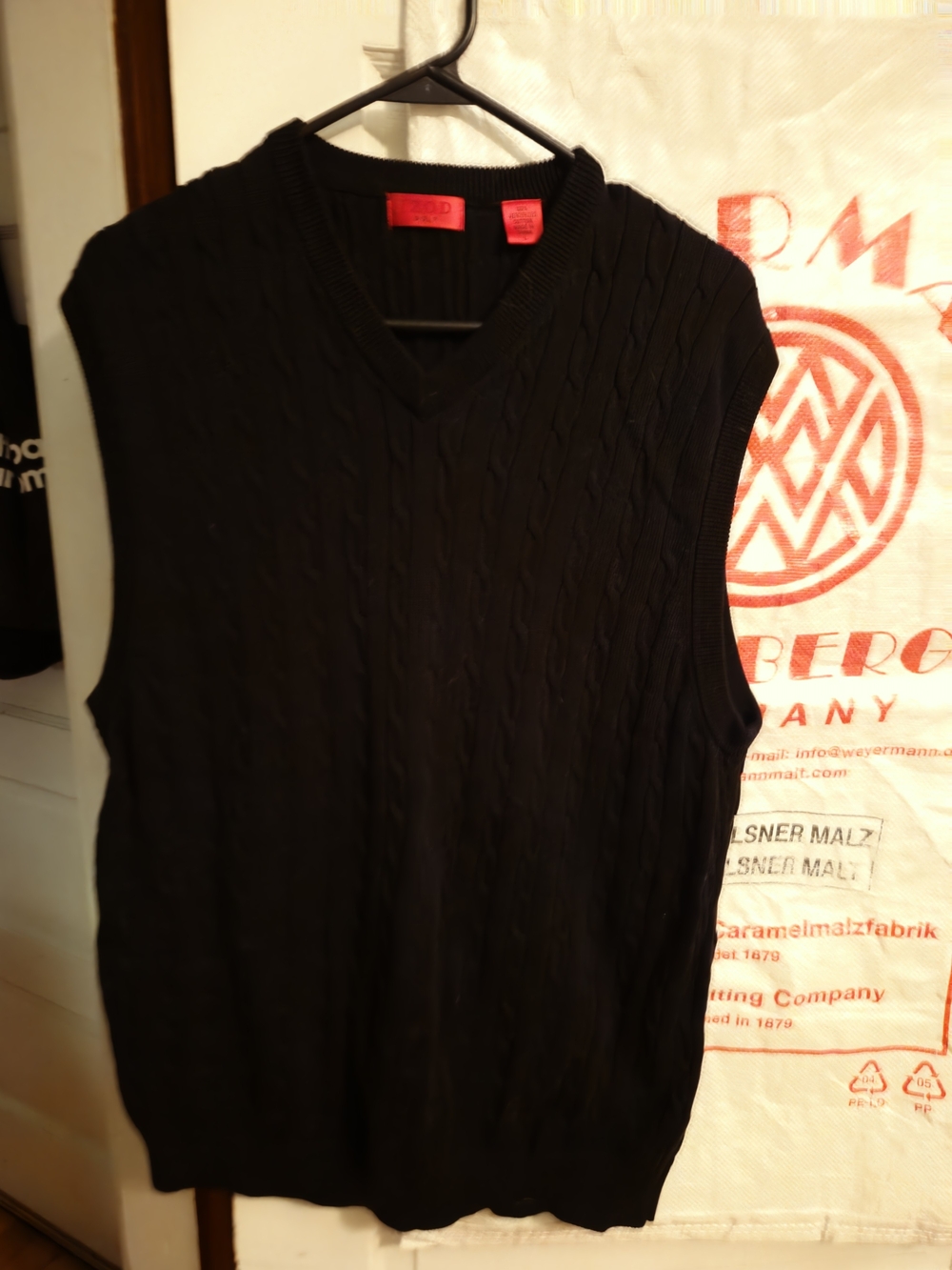 Izod Golf Mens Sweater Vest